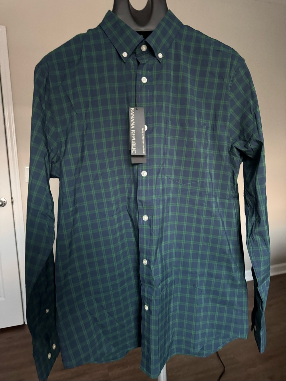 Banana Republic Green and Navy Plaid Button-Down Shirt